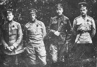 Drozdovsky_artillery_officers_in_1920.jpg