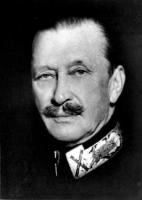 Portrait_of_C_G_E__Mannerheim.jpg